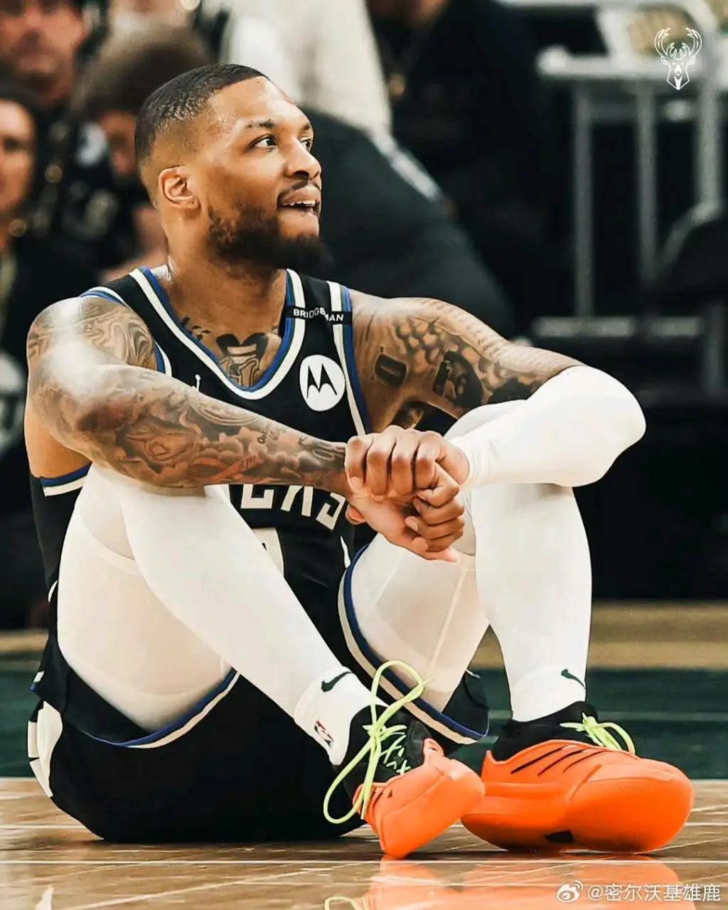 开云APP-包含转折点！密尔沃基雄鹿单刀错失，全明星赛今夜攻防权衡，话题不断，训练强度明显提升的词条