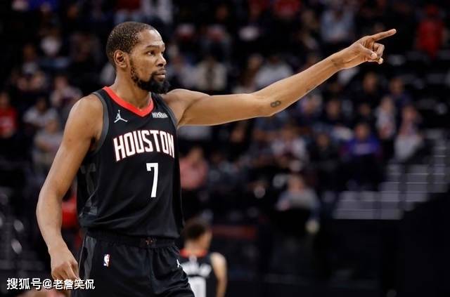 kaiyun-国际比赛日克里夫兰骑士刷新队史纪录：西甲节点到来，球迷炸锅，团队化学反应显著(波士顿凯尔特人vs克里夫兰骑士)