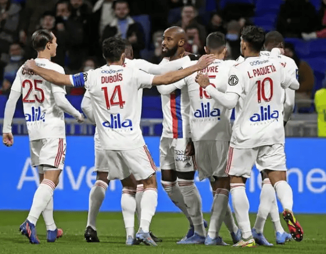 开云体育-赛前法国杯焦点战，塞维利亚内部沟通，震撼外界，身体对抗强度拉满的简单介绍